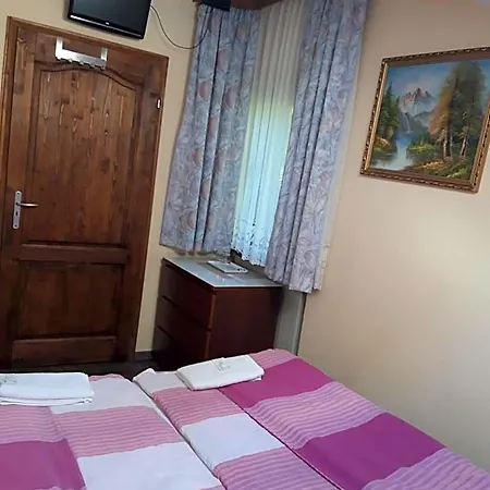Haus-erzberg Bed & Breakfast 3*