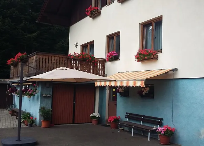 Haus-erzberg Bed & Breakfast 3*